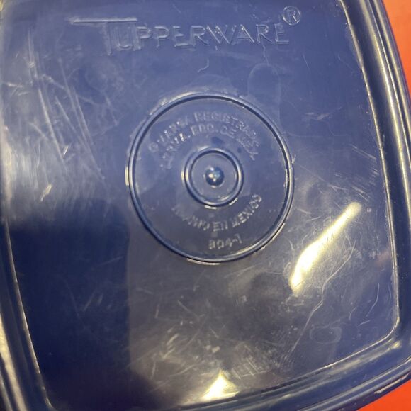 TUPPERWARE BLUE 3 1/2 X 3 3/4" SOAP DISH 804 SCRUB HOLDER GADGETS - Picture 3 of 3